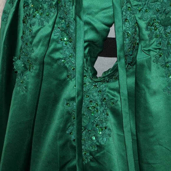 Green Floral Formal GOWN BY STACEES Size 16 NEW Short sleeve - Picture 10 of 13